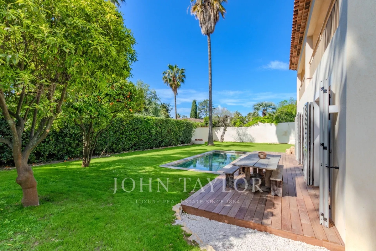 Luxury House for sale in Antibes, 2 980 000 €, Photo 4