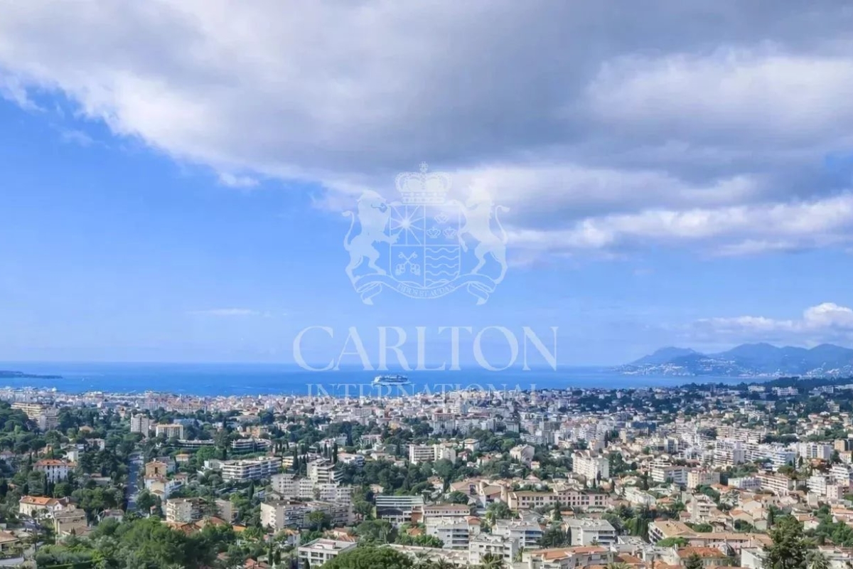 Luxury Apartment for sale in Le Cannet, 1 990 000 €, Photo 1