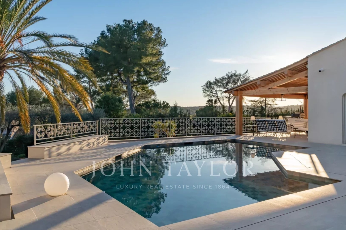 Luxury House for sale in Biot, 3 780 000 €, Photo 1