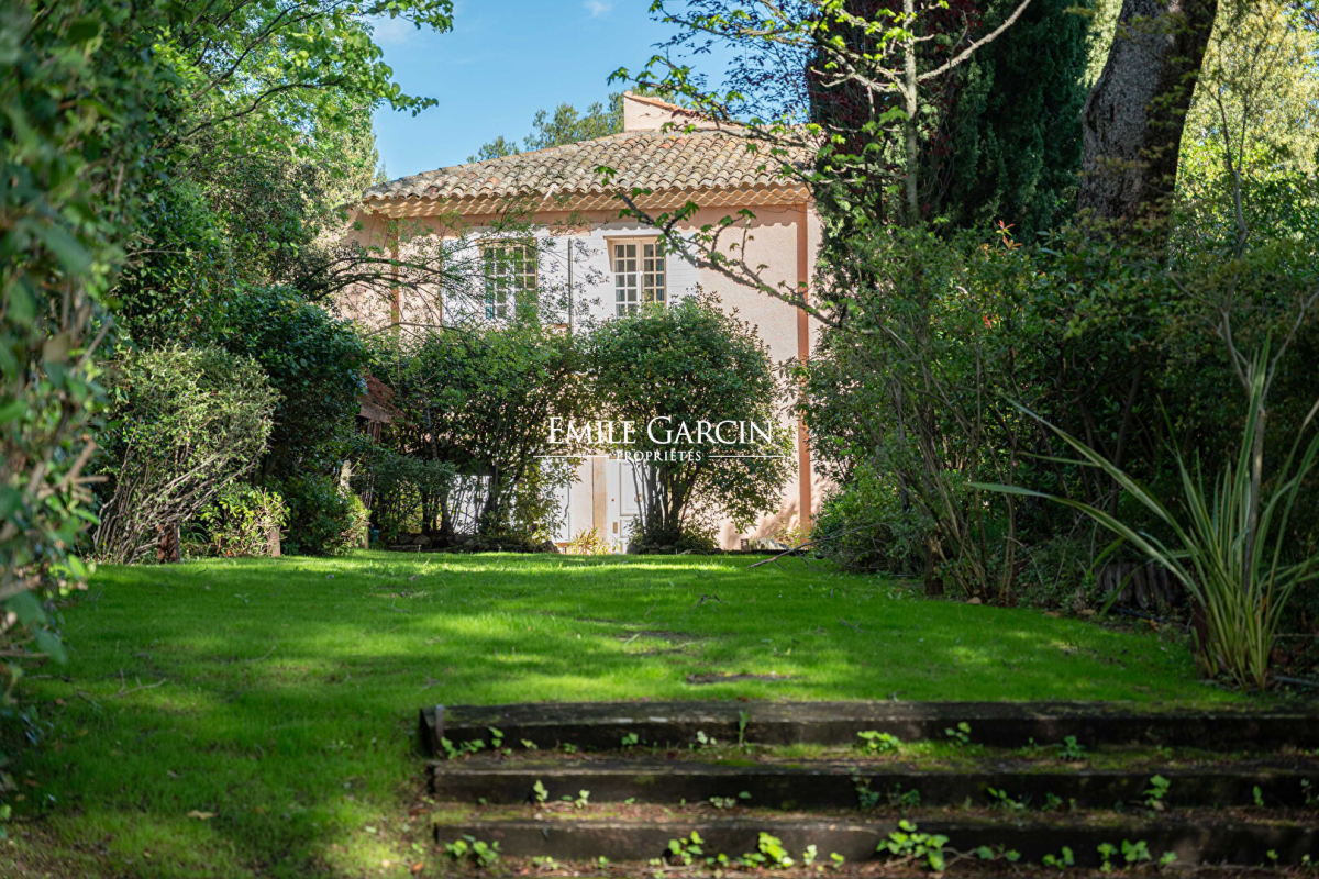 Maison de luxe à vendre à Aix-en-Provence, 2 650 000 €, Photo 2