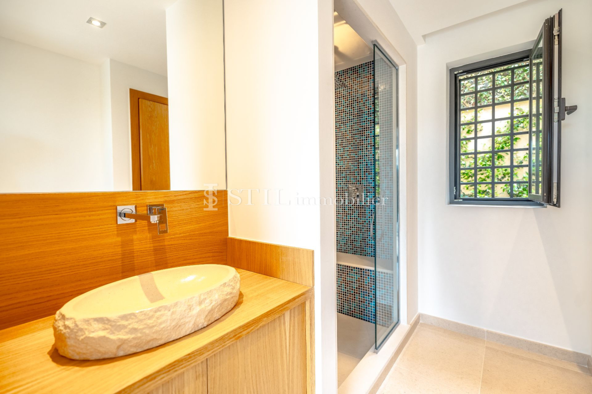 Luxury House for sale in Sainte-Maxime, 1 890 000 €, Photo 5