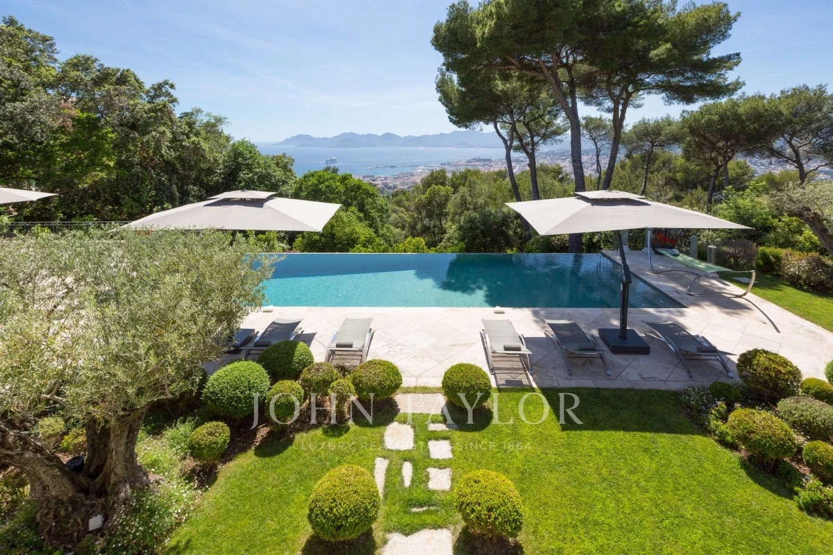 Maison de luxe à vendre à Cannes, 13 900 000 €, Photo 2