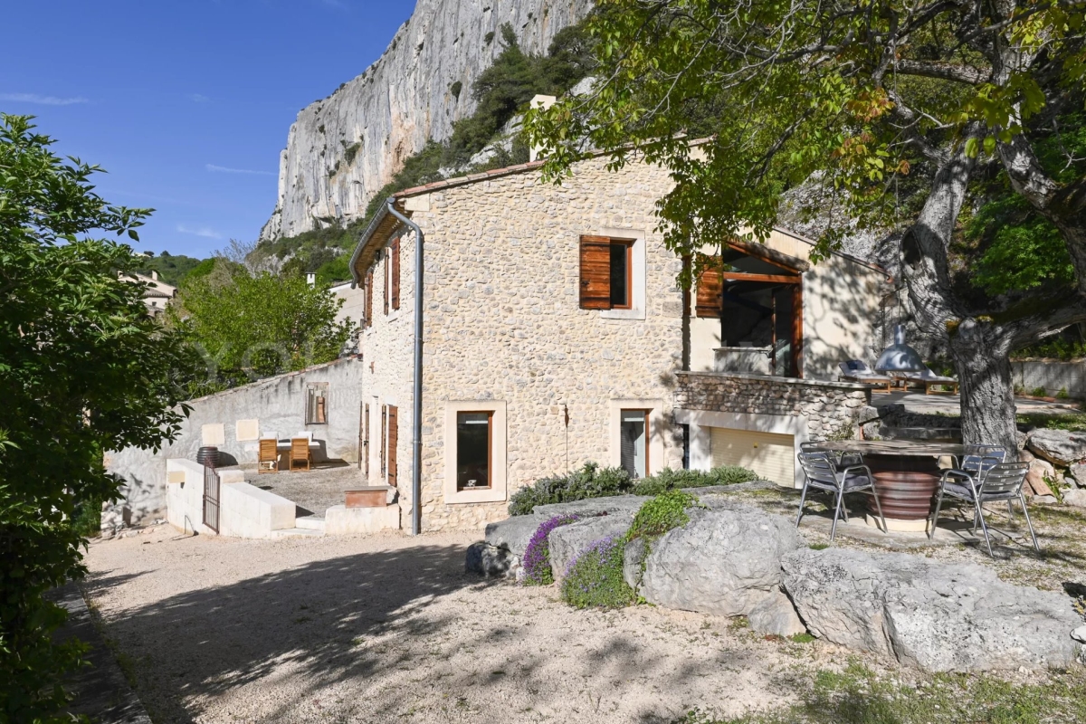 Maison de luxe à vendre à Lioux, 695 000 €, Photo 4