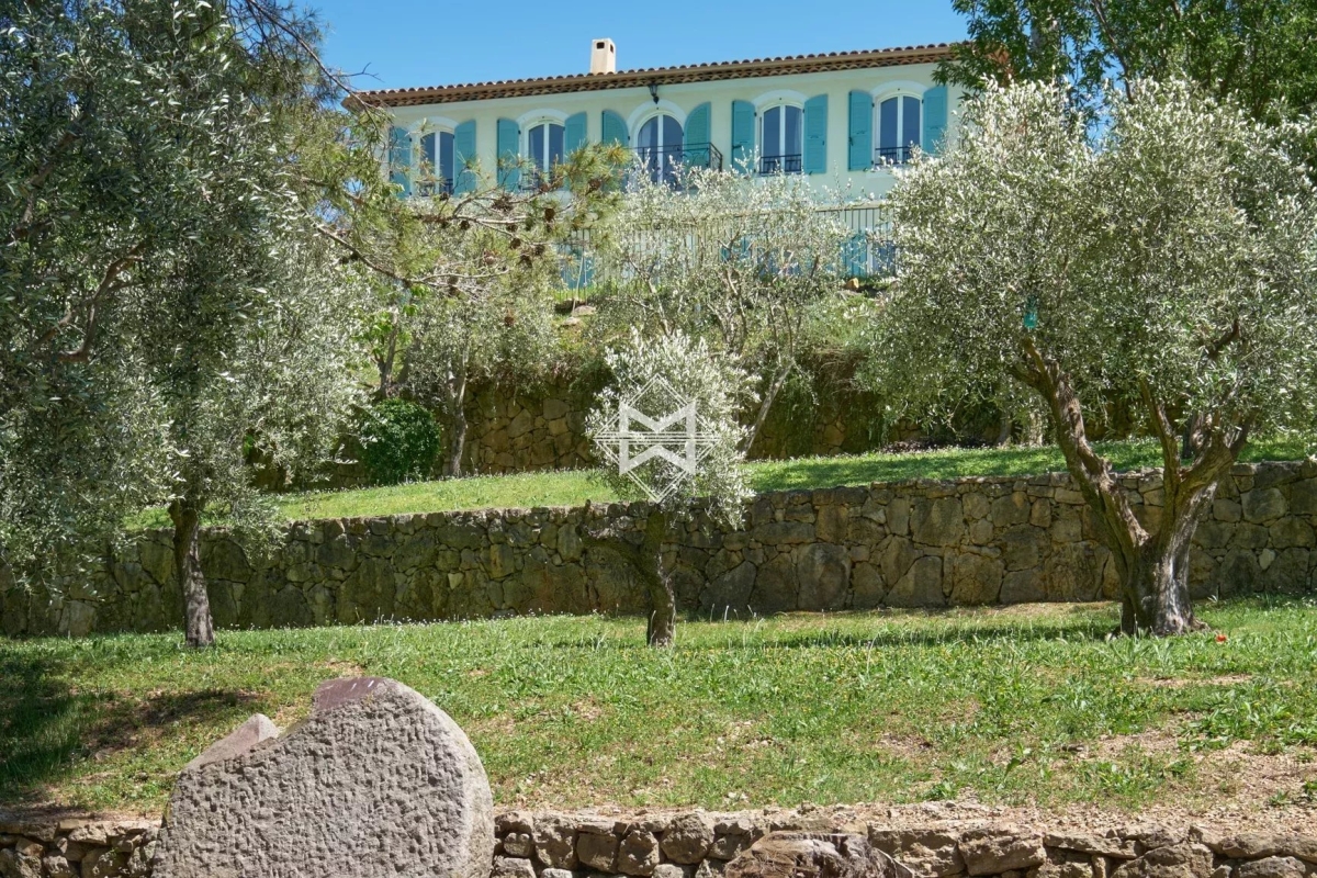 Luxury House for sale in Mougins, 2 490 000 €, Photo 1