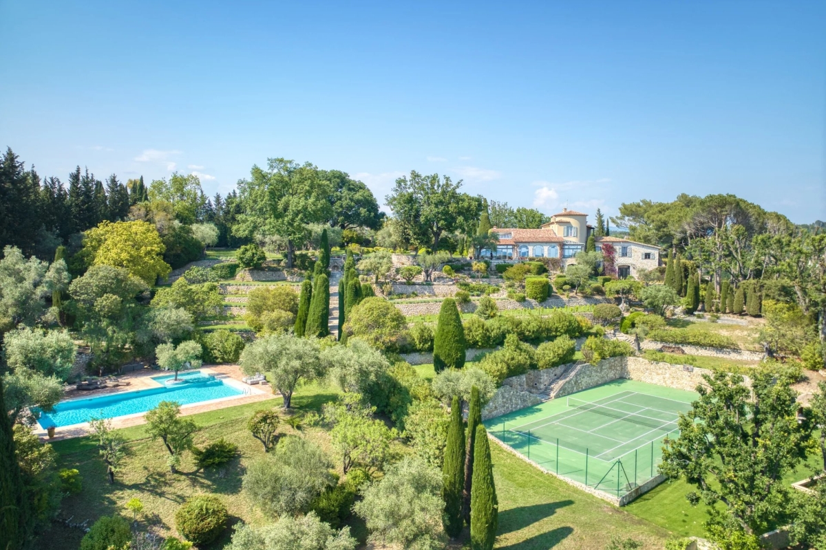 Maison de luxe à louer à Mougins, 80 000 €, Photo 4