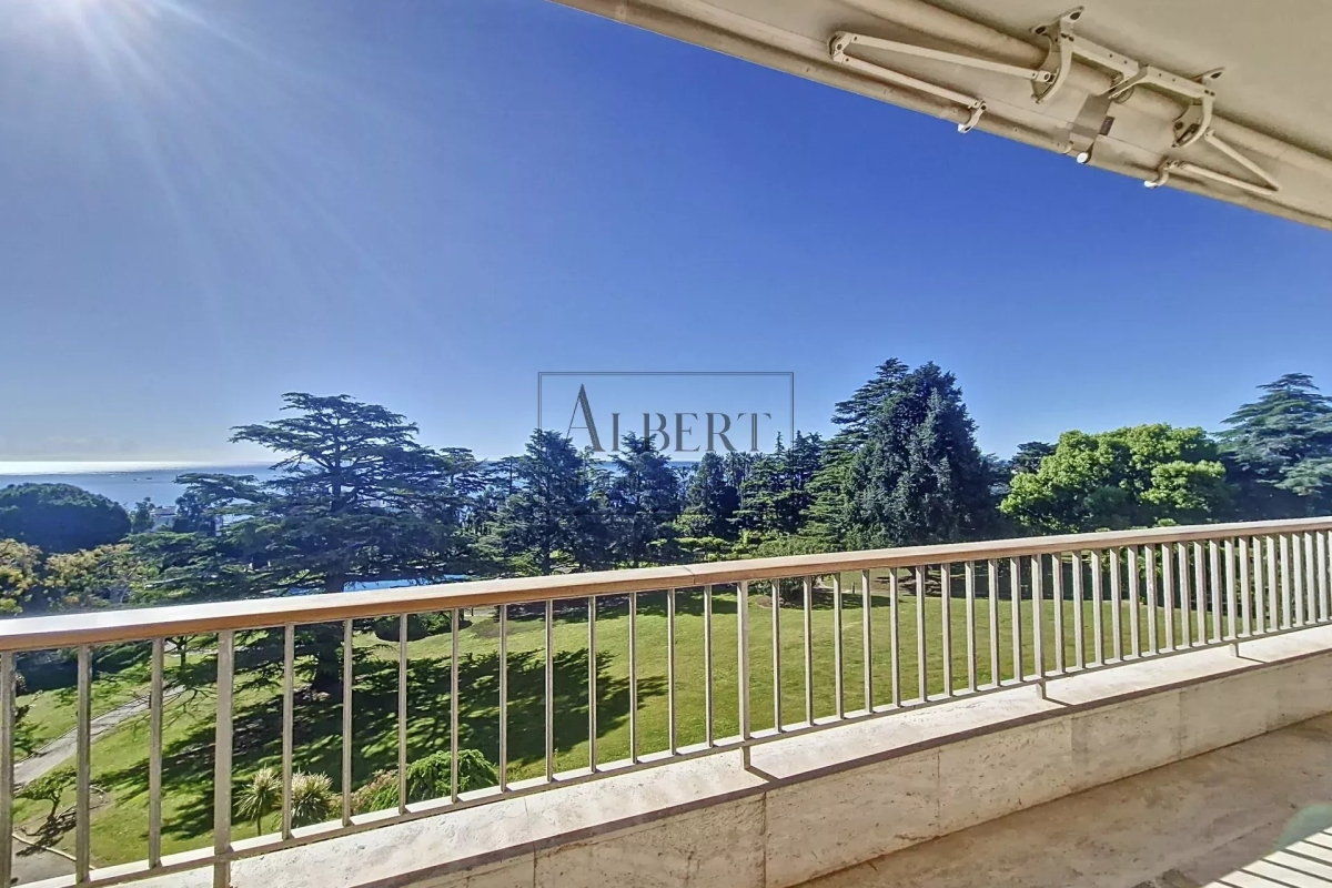 Luxury Apartment for sale in Cannes, 1 490 000 €, Photo 1