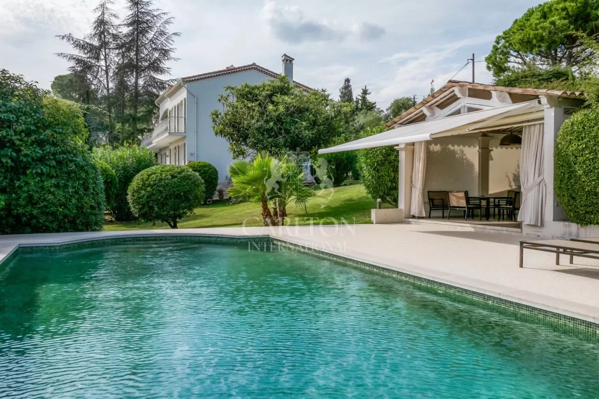 Maison de luxe à vendre à La Roquette-sur-Siagne, 2 250 000 €, Photo 1