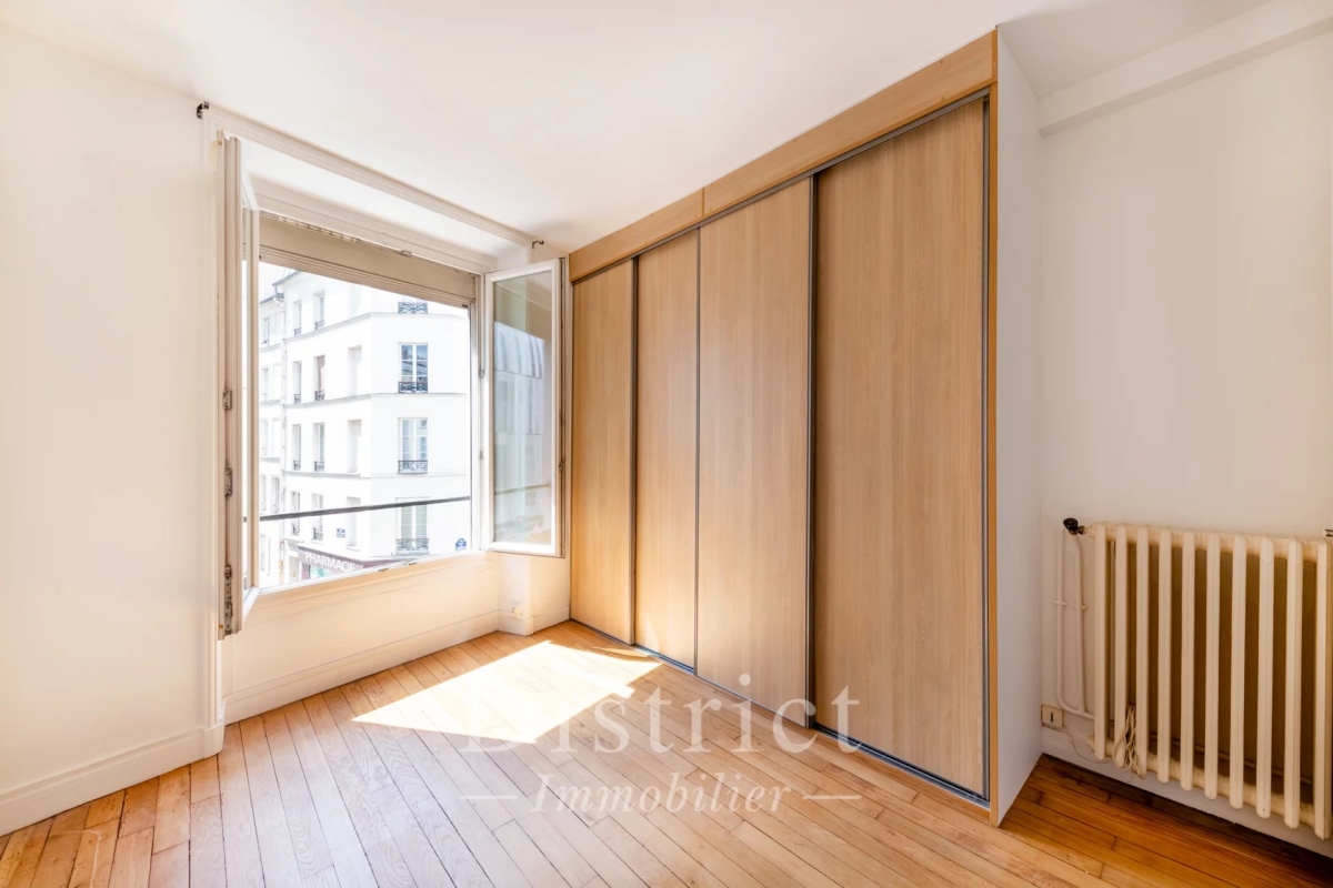 Luxury Apartment for sale in Paris 7ème, 624 000 €, Photo 5