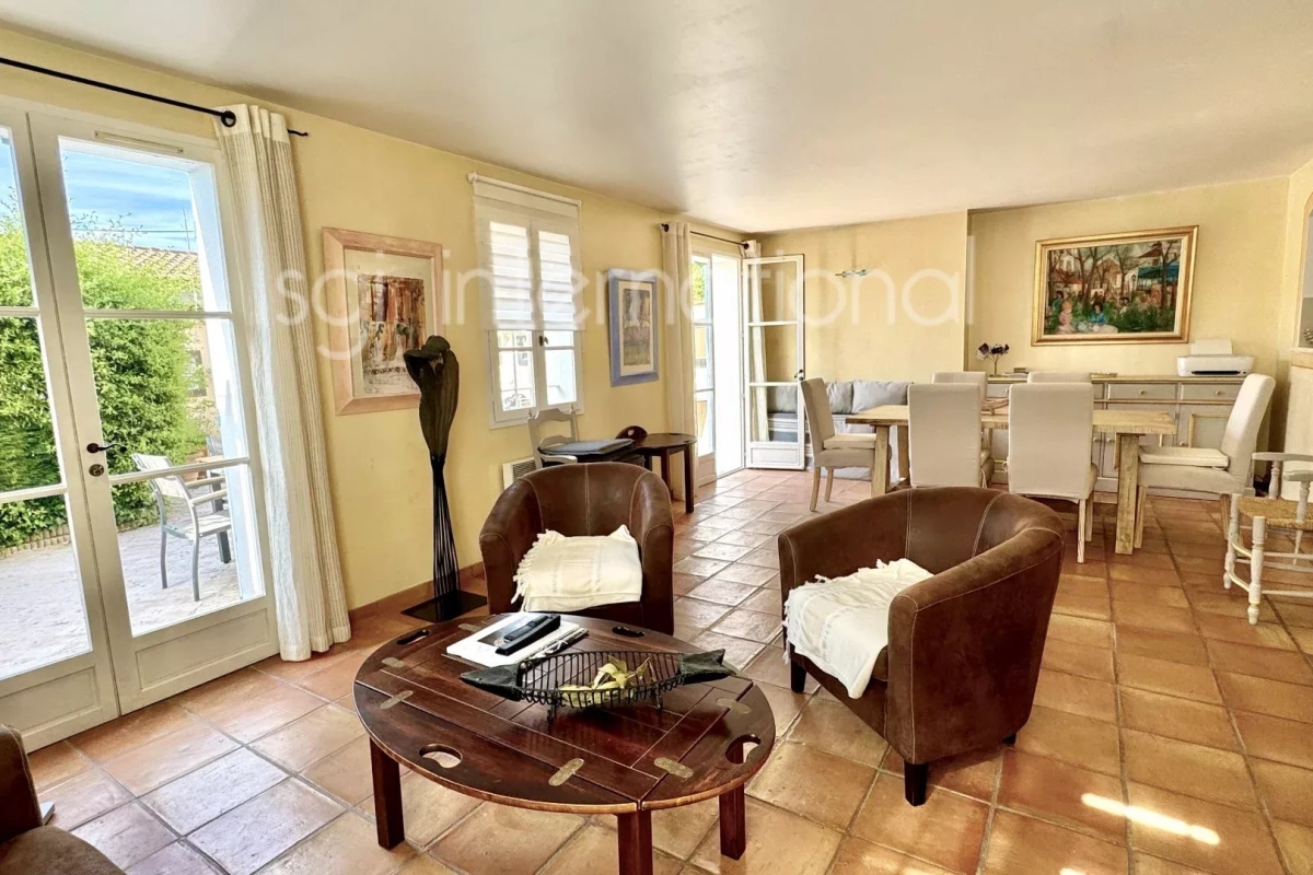 Maison de luxe à vendre à Saint-Tropez, 2 330 000 €, Photo 4