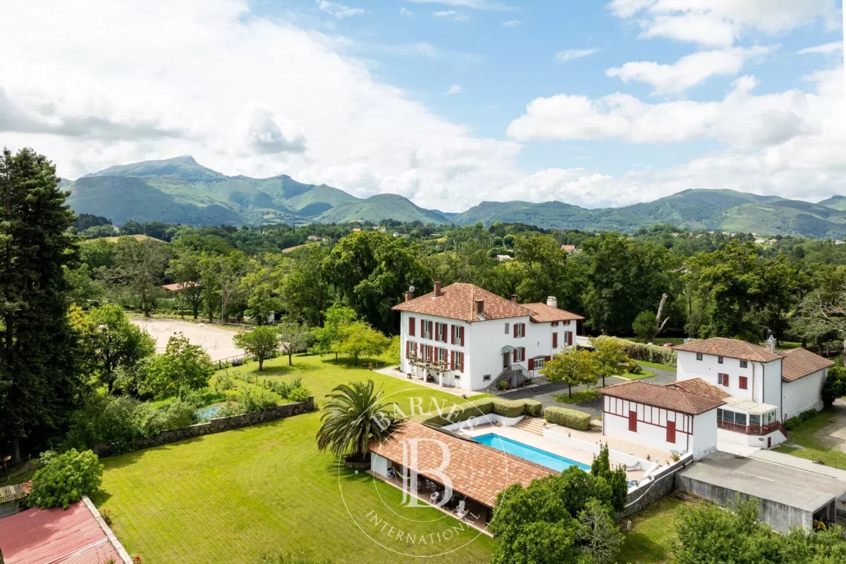 Maison de luxe à vendre à Urrugne, 5 300 000 €, Photo 1