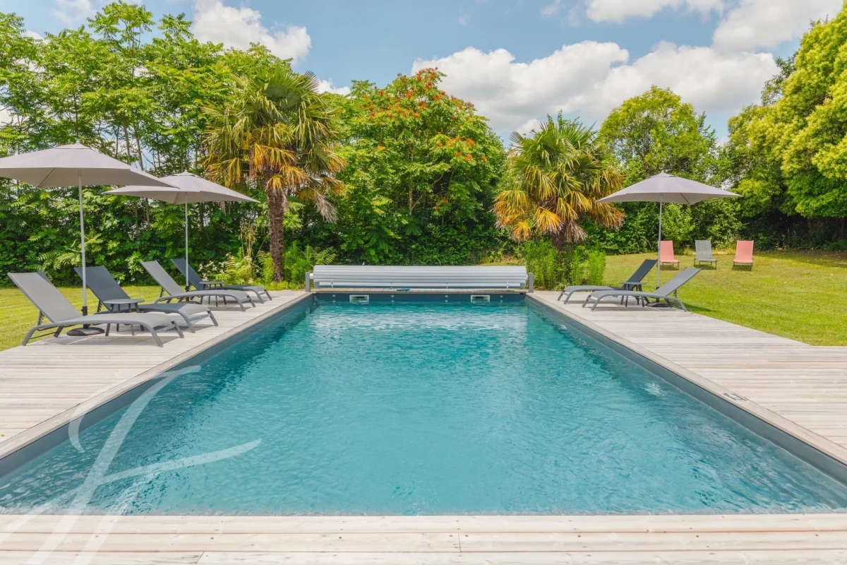 Luxury House for sale in Prignac et Marcamps, 1 575 000 €, Photo 4