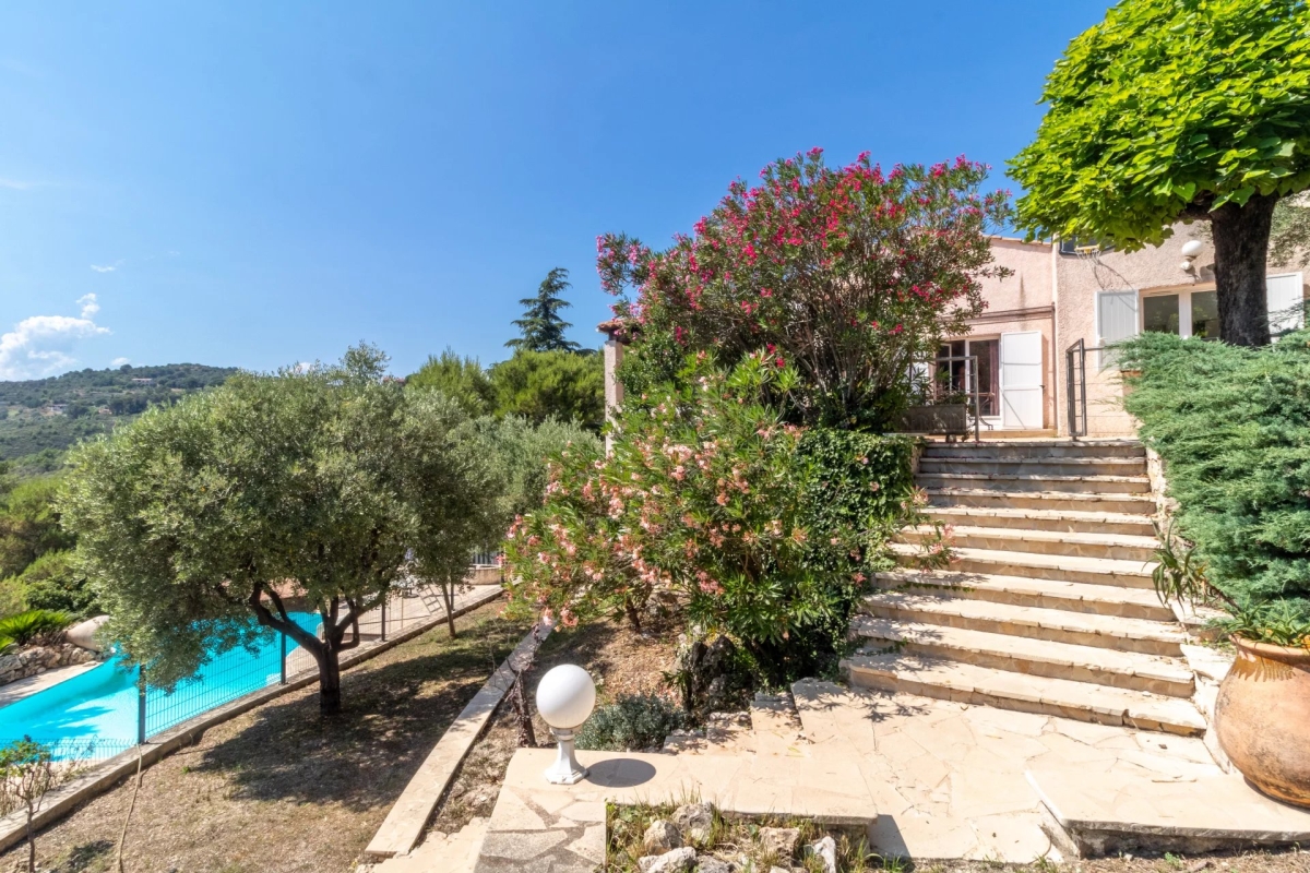 Maison de luxe à vendre à La Turbie, 1 172 000 €, Photo 1