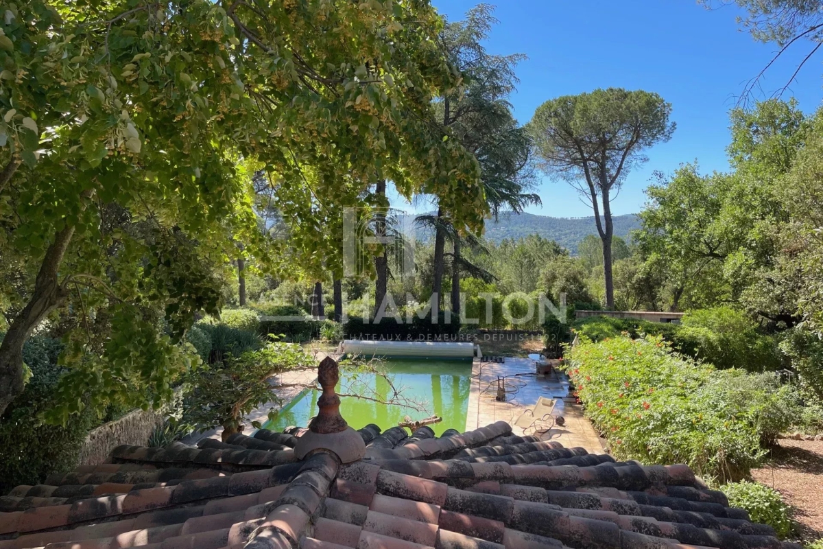 Luxury House for sale in Brignoles, 549 000 €, Photo 1