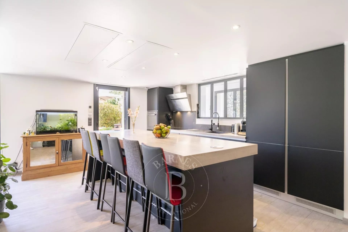 Maison de luxe à vendre à Antibes, 1 450 000 €, Photo 4