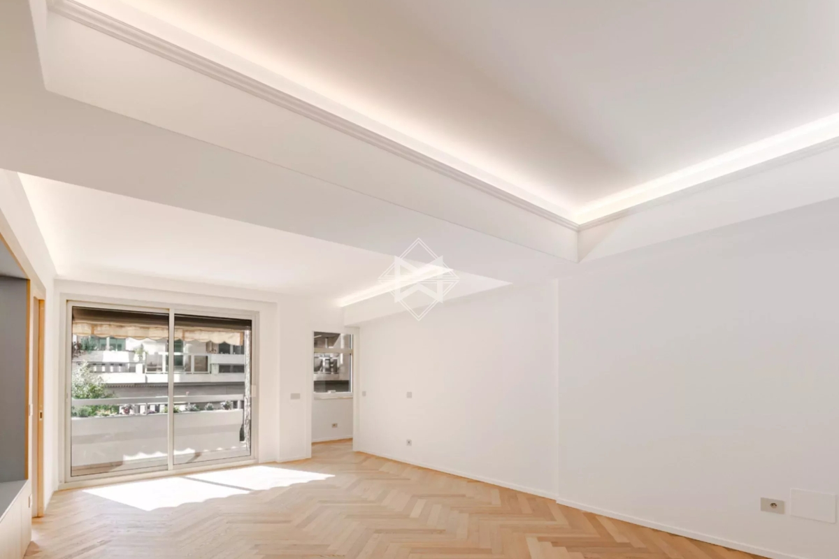 Luxury Apartment for sale in Monaco, 5 950 000 €, Photo 3