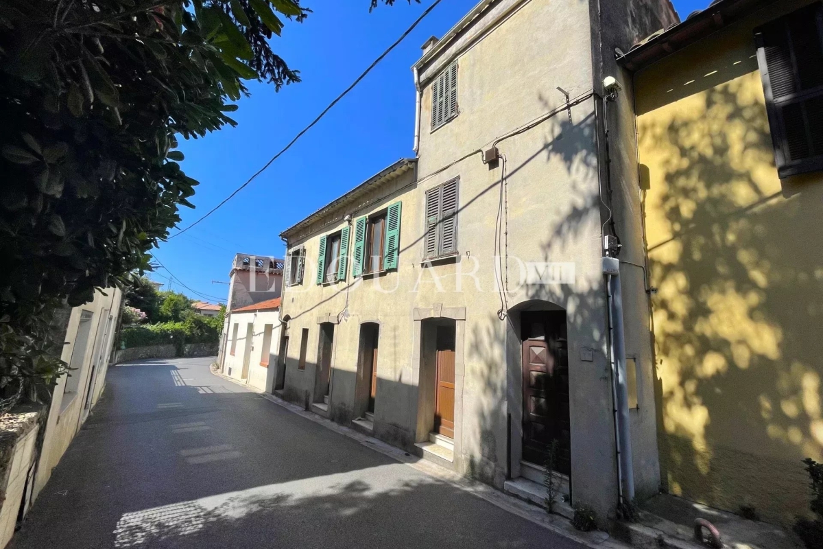 Maison de luxe à vendre à La Turbie, 650 000 €, Photo 1
