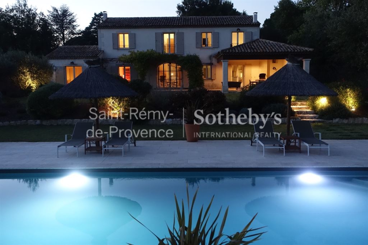 Maison de luxe à vendre à Saint-Rémy-de-Provence, 2 450 000 €, Photo 4