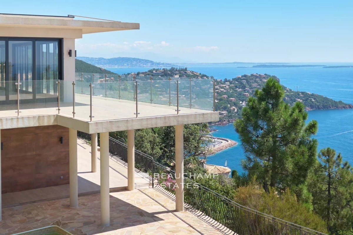 Luxury House for sale in Théoule-sur-Mer, 2 940 000 €, Photo 1