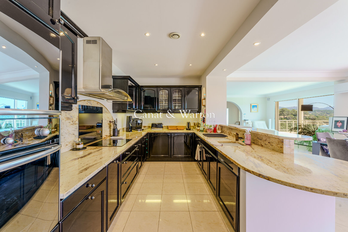 Maison de luxe à vendre à Saint-Raphaël, 1 370 000 €, Photo 5