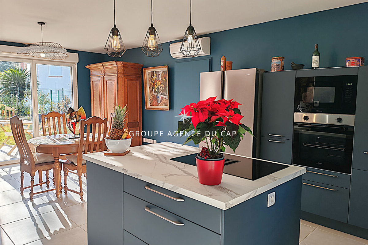 Maison de luxe à vendre à Saint-Aygulf, 630 000 €, Photo 2