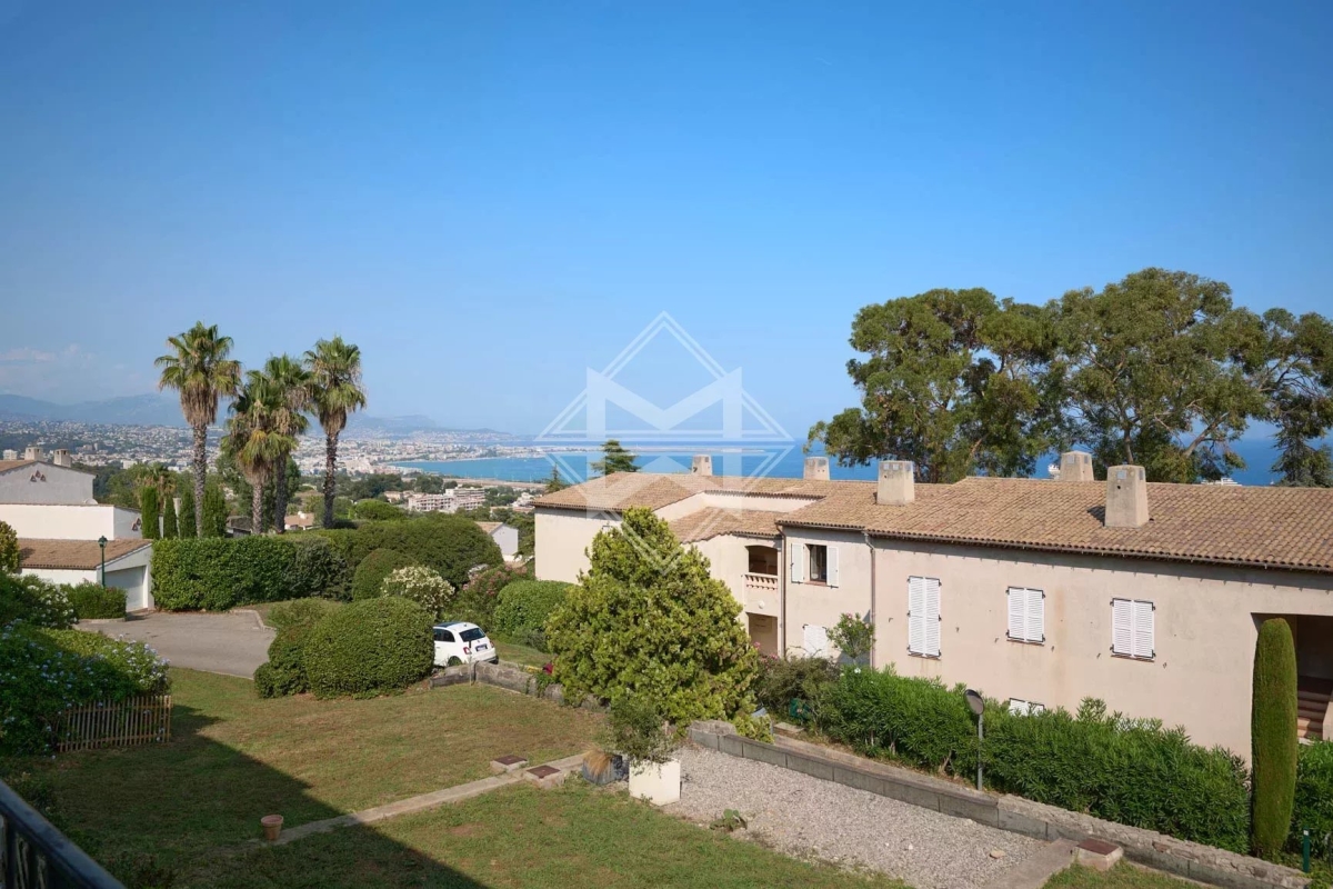 Luxury Apartment for sale in Villeneuve-Loubet, 1 395 000 €, Photo 1