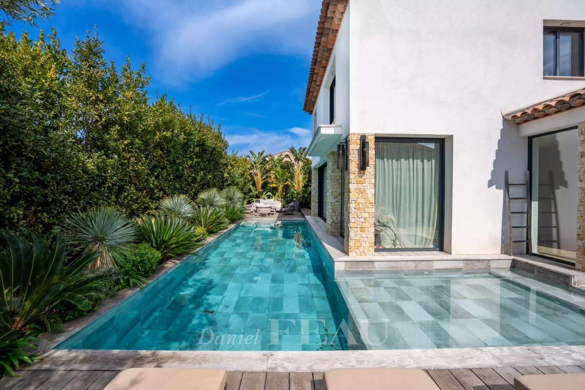 Maison de luxe à vendre à Saint-Tropez, 4 900 000 €, Photo 1