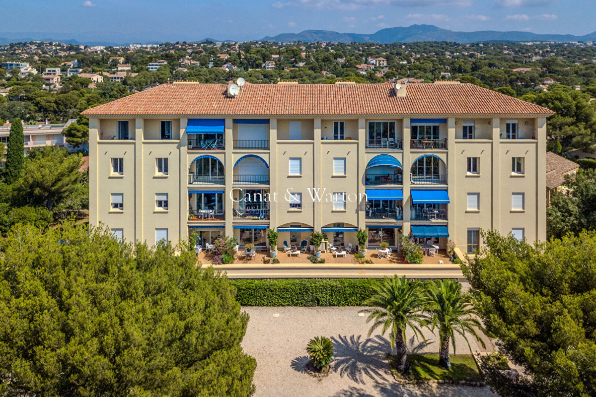 Appartement de luxe à vendre à Saint-Raphaël, 1 090 000 €, Photo 2