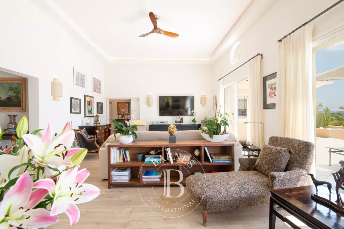 Luxury House for sale in Roquebrune-sur-Argens, 2 970 000 €, Photo 3