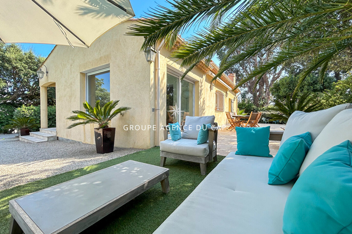 Maison de luxe à vendre à Saint-Aygulf, 1 290 000 €, Photo 5
