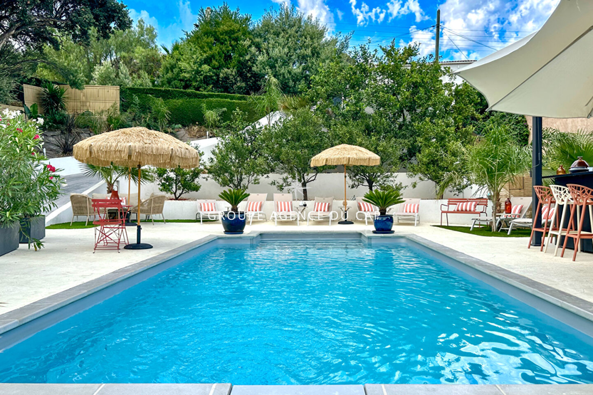 Maison de luxe à vendre à Saint-Aygulf, 1 190 000 €, Photo 1