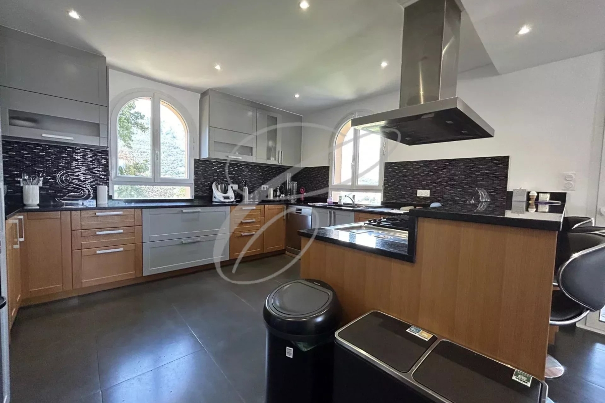 Maison de luxe à vendre à Menton, 2 200 000 €, Photo 7