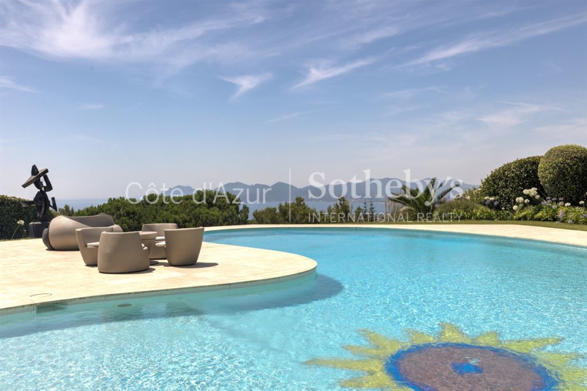 Maison de luxe à vendre à Cannes, 19 850 000 €, Photo 1
