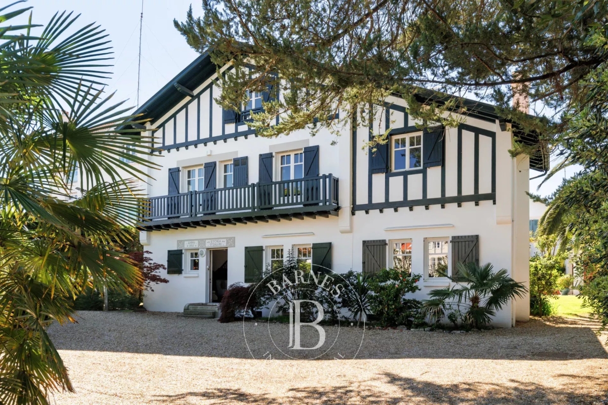 Luxury House for sale in Biarritz, 3 490 000 €, Photo 1