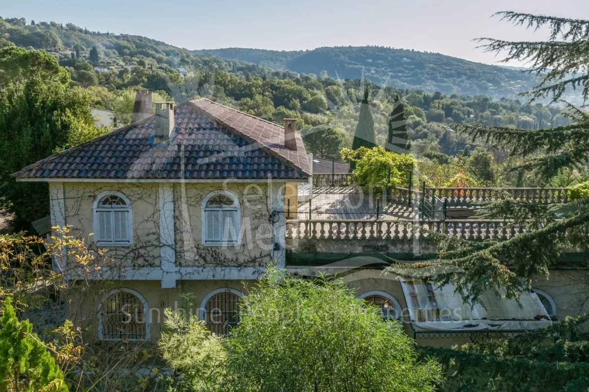 Maison de luxe à vendre à Montauroux, 690 000 €, Photo 2