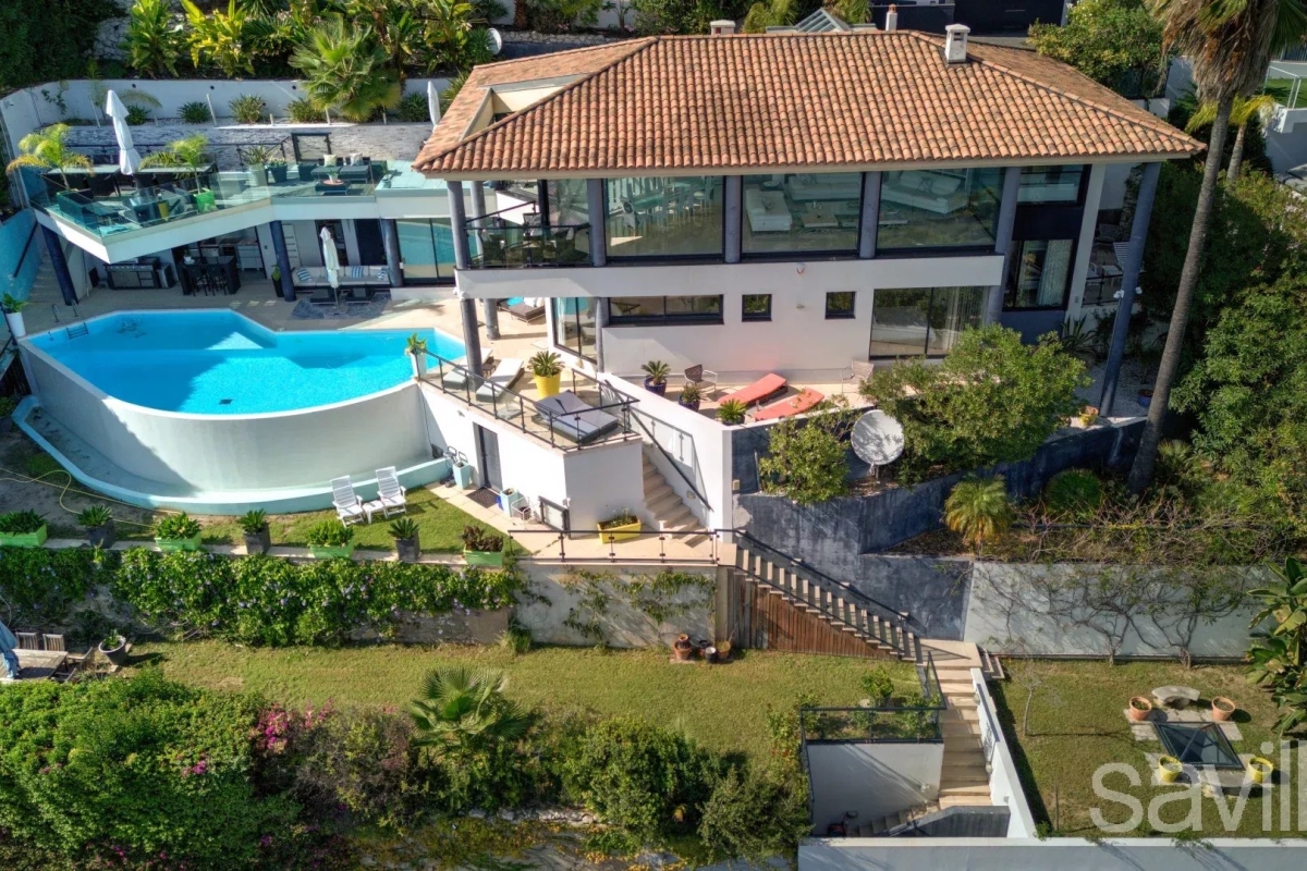 Luxury House for sale in Èze, 9 500 000 €, Photo 1