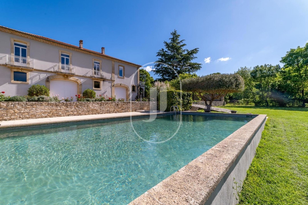 Luxury House for sale in Moulézan, 1 150 000 €, Photo 1