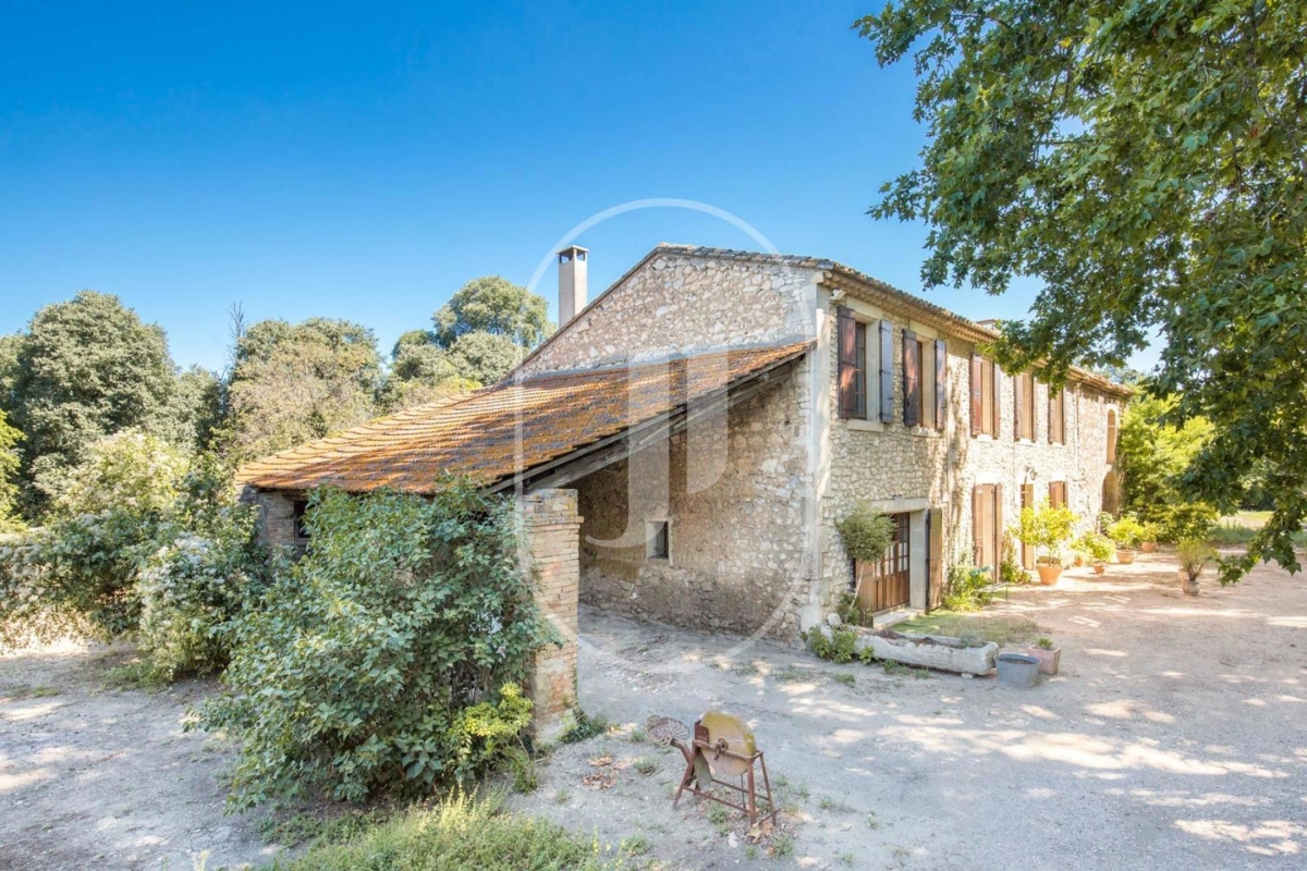 Luxury House for sale in Mollégès, 1 378 000 €, Photo 1
