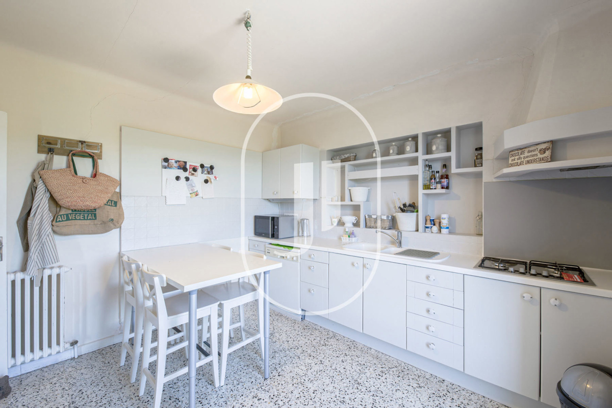Maison de luxe à vendre à Saint Saturnin les Apt, 610 000 €, Photo 4