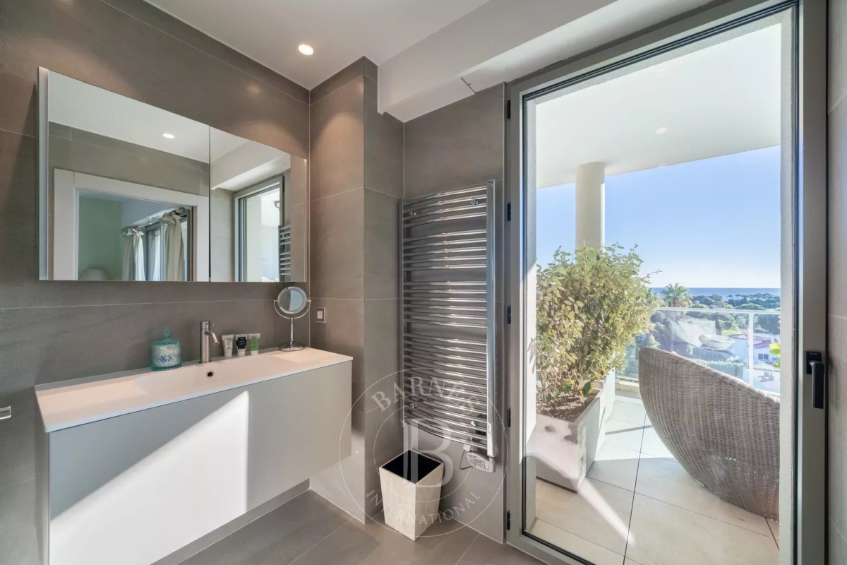 Luxury Apartment for sale in Antibes, 3 890 000 €, Photo 7
