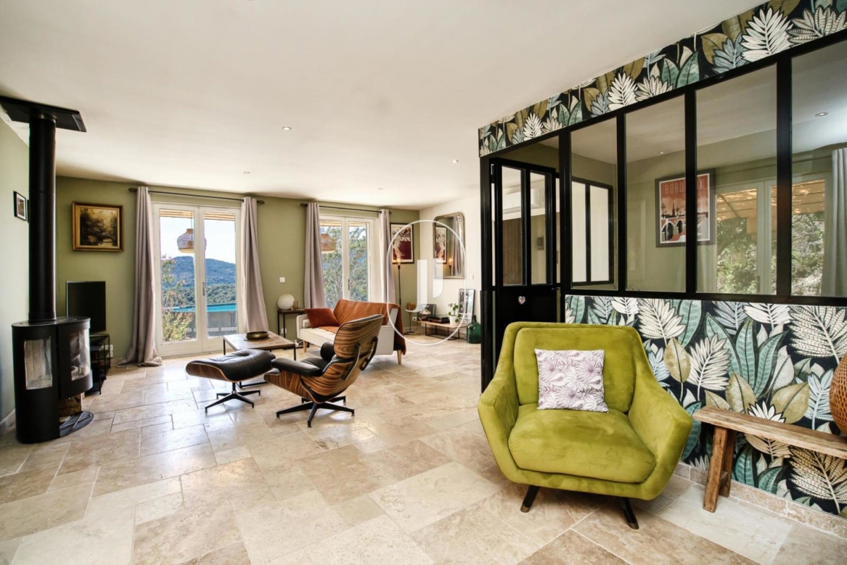 Luxury House for sale in La Garde-Freinet, 645 000 €, Photo 4