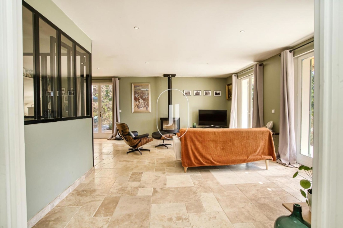 Luxury House for sale in La Garde-Freinet, 645 000 €, Photo 5