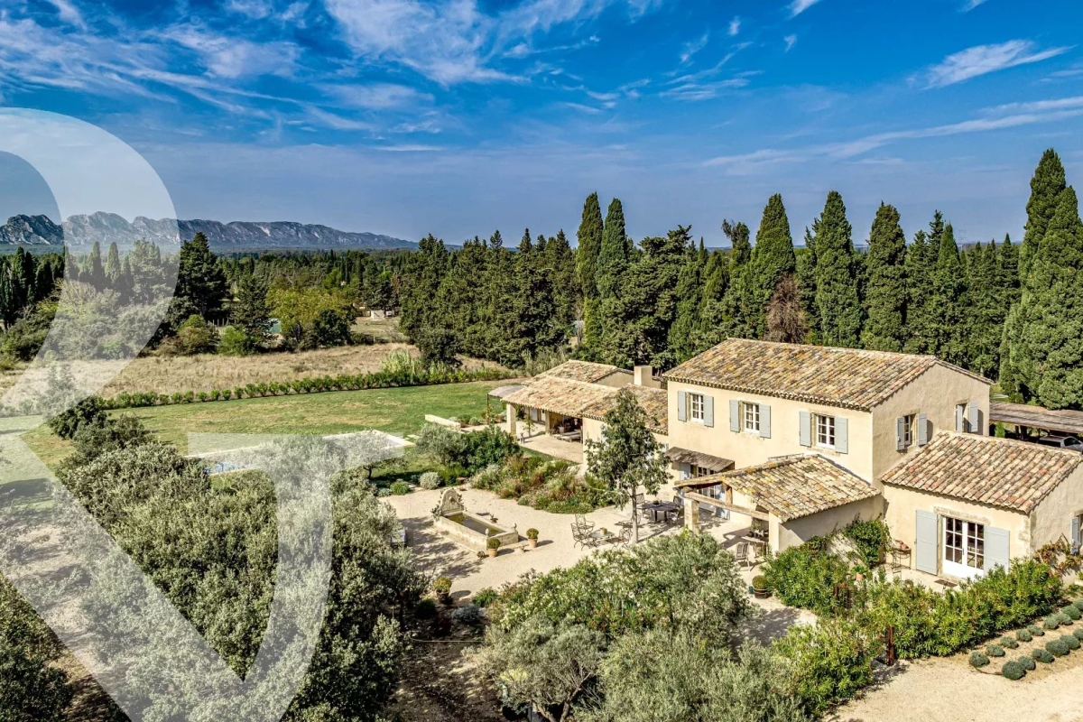Maison de luxe à vendre à Eygalières, 3 700 000 €, Photo 2