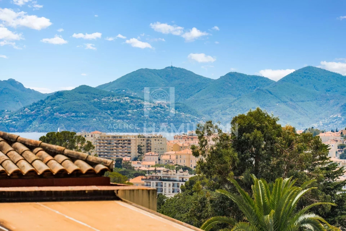Luxury Apartment for sale in Cannes, 510 000 €, Photo 1