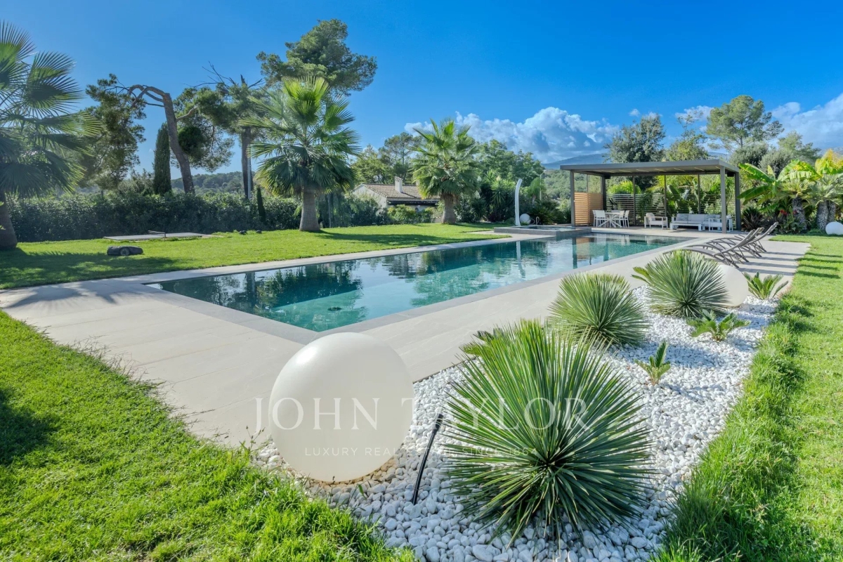 Maison de luxe à louer à Valbonne, 12 000 €, Photo 5