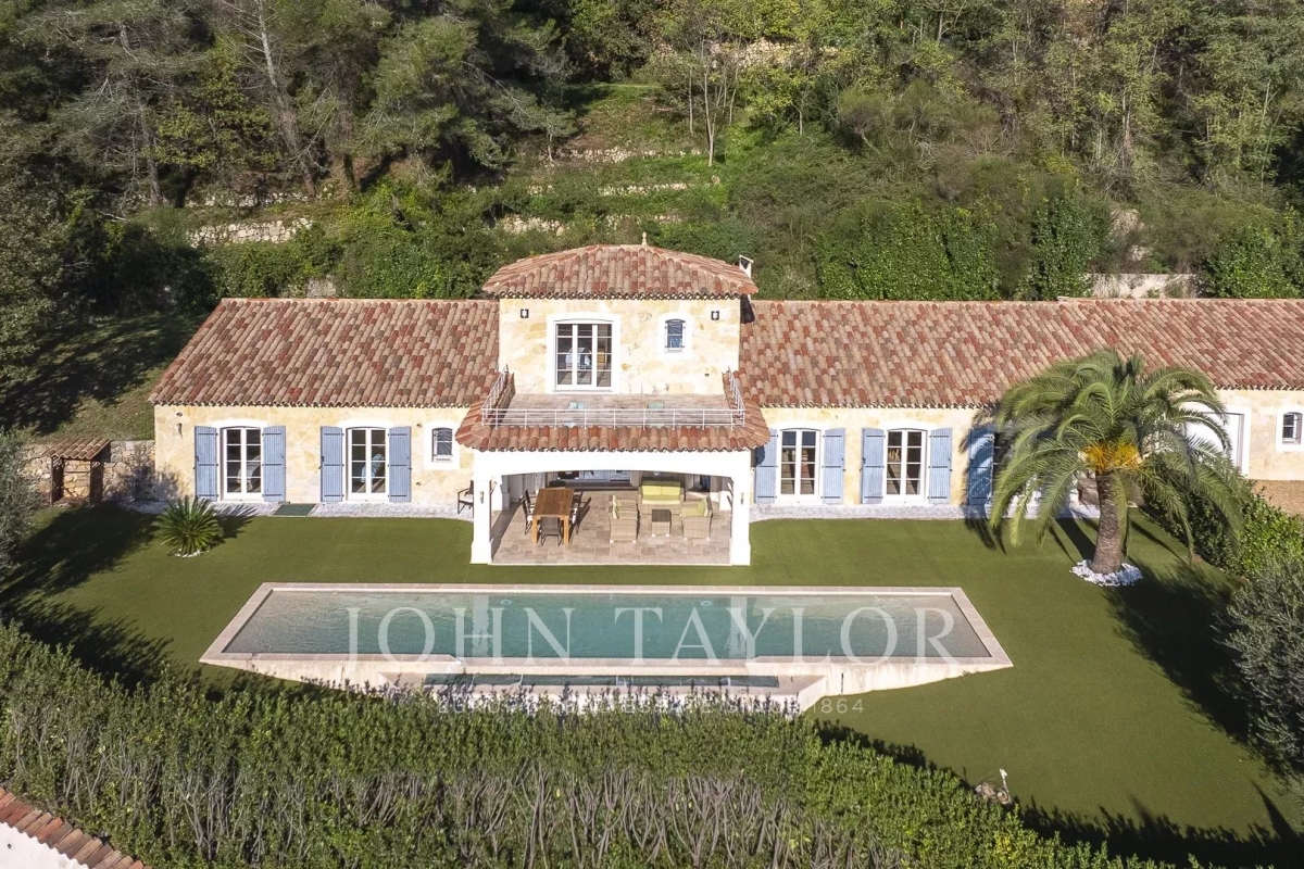 Maison de luxe à vendre à Le Tignet, 998 000 €, Photo 1