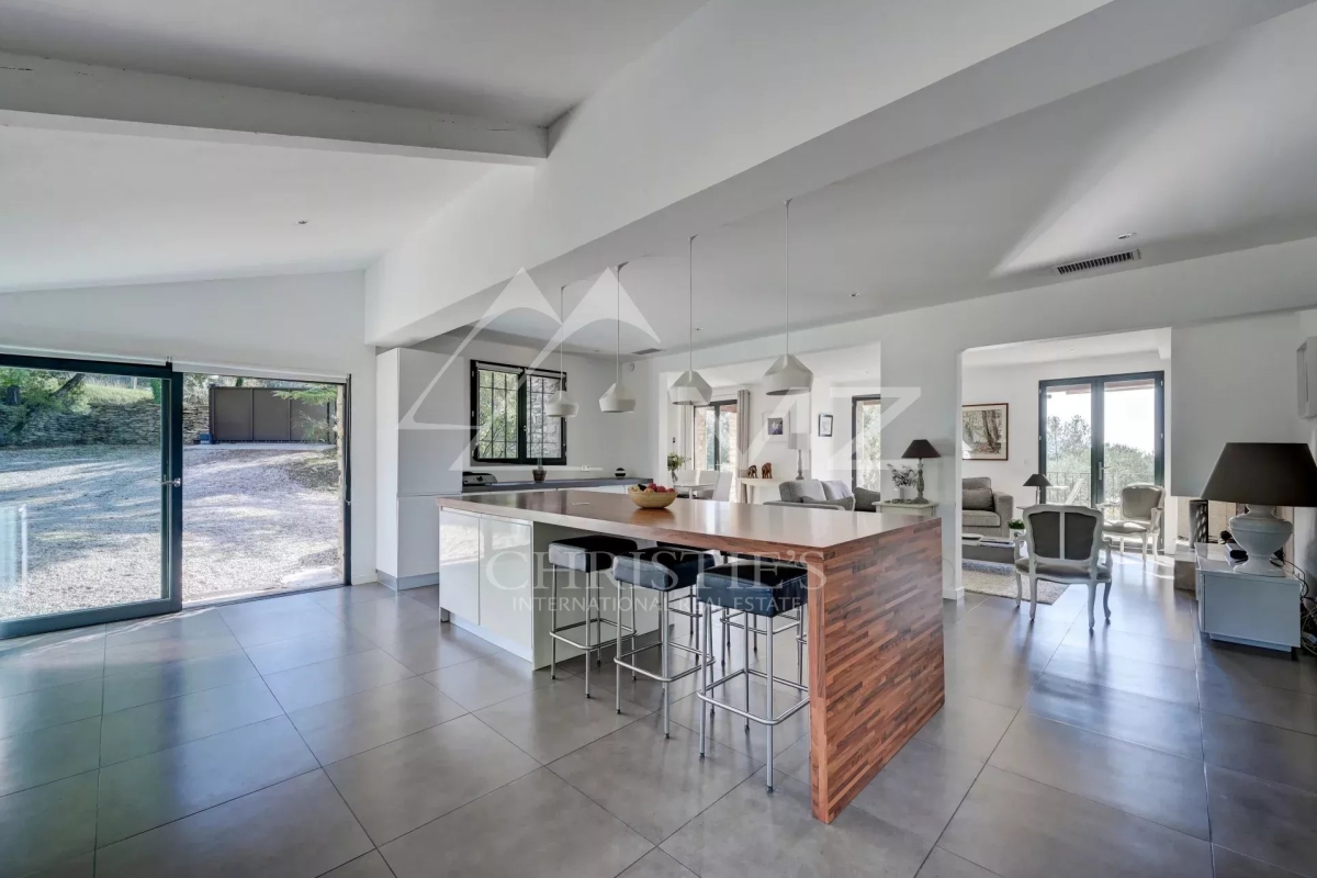 Luxury House for sale in Gordes, 1 380 000 €, Photo 7