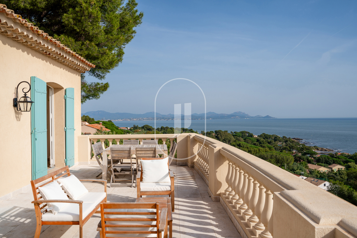 Maison de luxe à vendre à Roquebrune-sur-Argens, 2 495 000 €, Photo 1