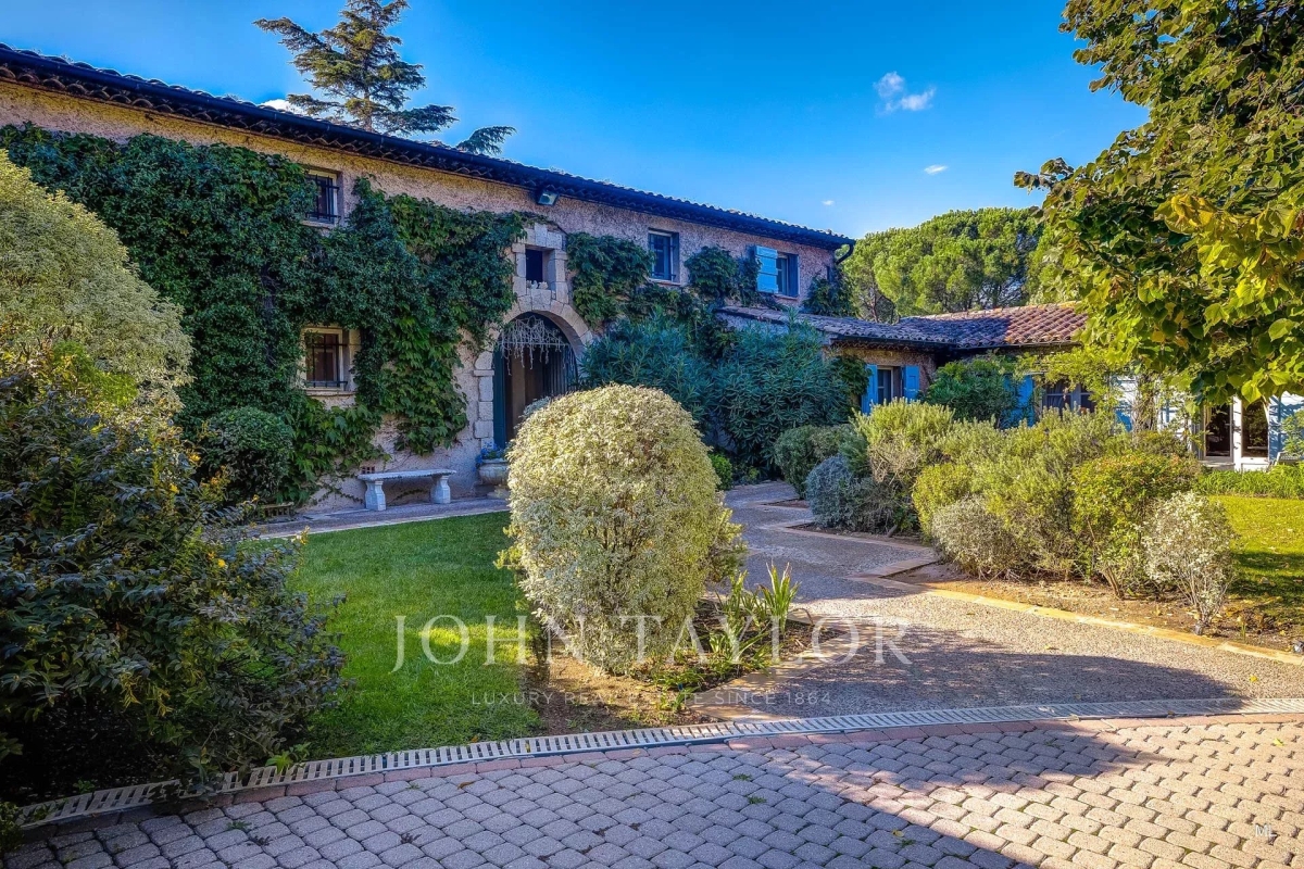 Maison de luxe à vendre à Valbonne, 3 190 000 €, Photo 2