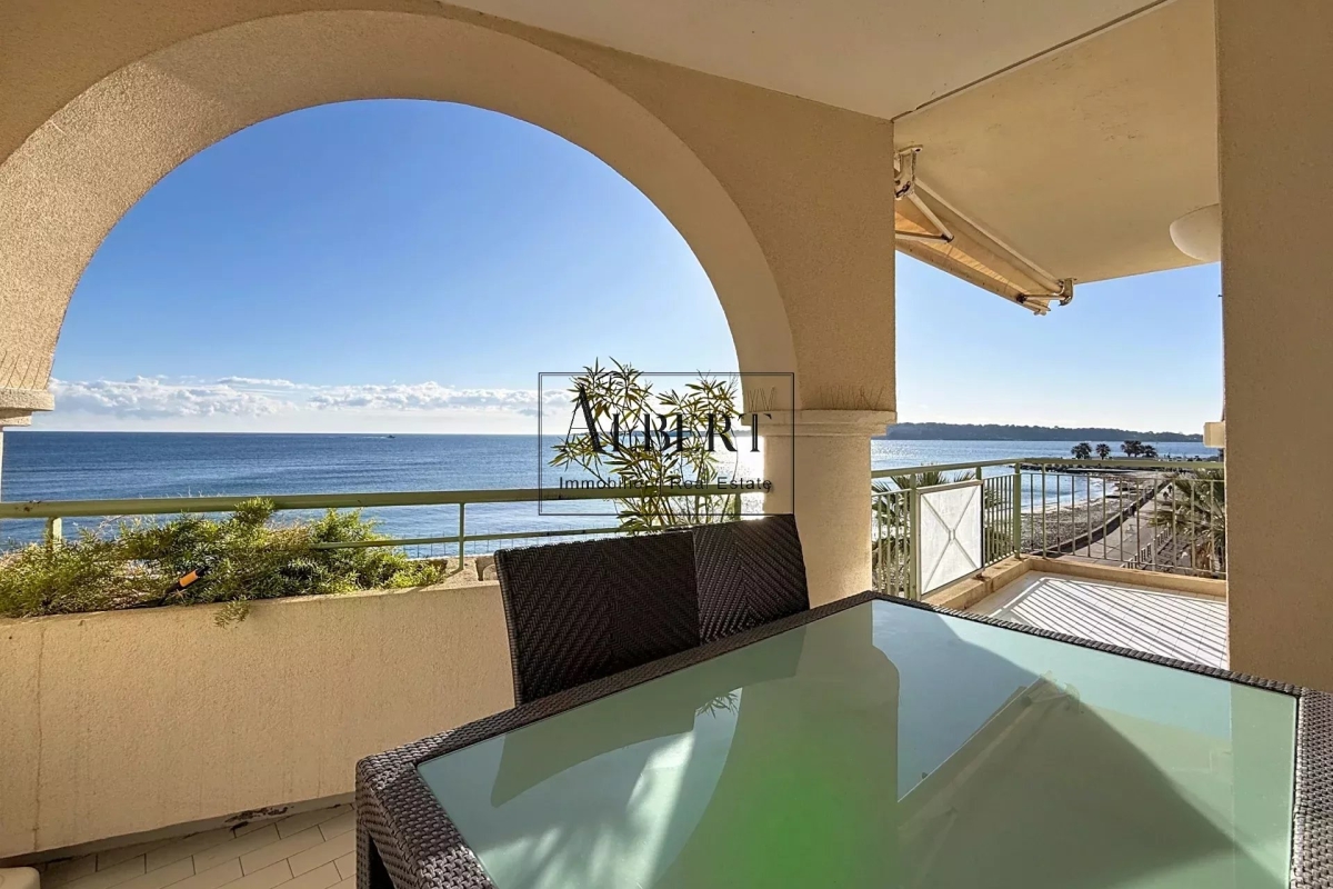 Luxury Apartment for sale in Cannes, 1 680 000 €, Photo 1