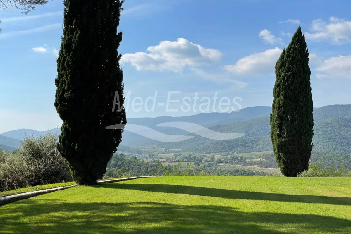Luxury House for sale in Le Lavandou, 7 900 000 €, Photo 3